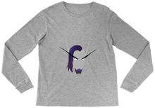 Feel the embrace of Vreeg with long sleeves.
