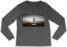 long-sleeve-tee pole