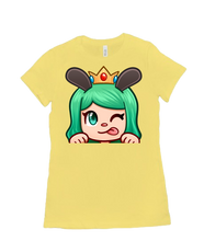 wink women’s t-shirt