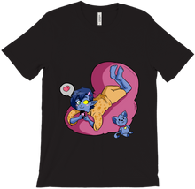 Cozy throne T-shirt